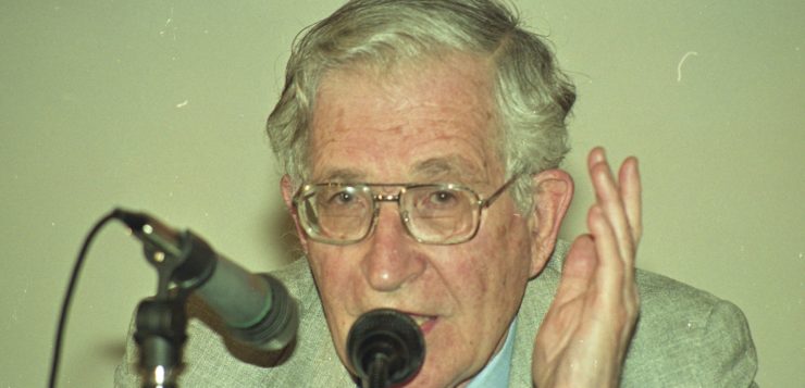 La crítica de Chomsky a ChatGPT